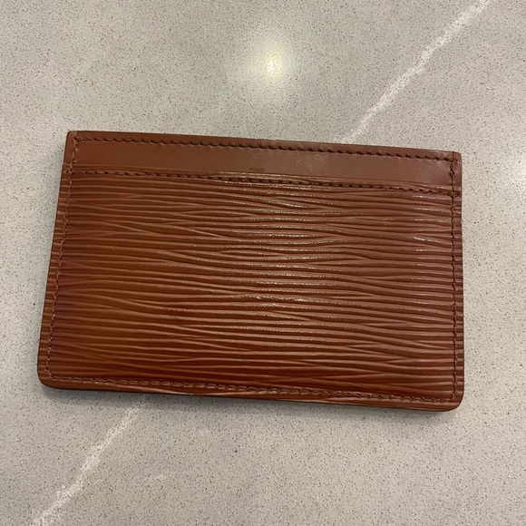 Louis Vuitton epi brown card case with orange interior - Picture 3 of 5